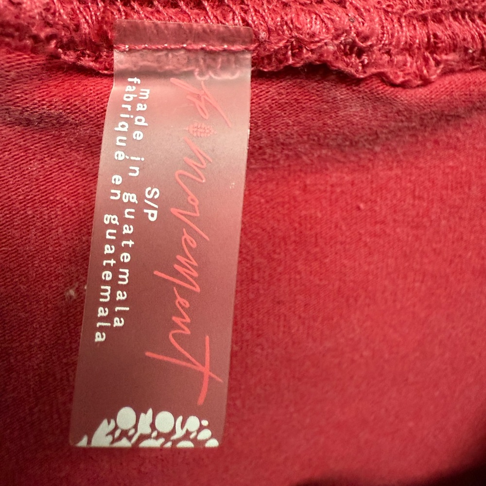 free people relaxed set  size small ( oversized)red - Picture 5 of 8